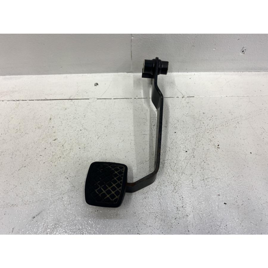 スバル サンバートラック LE-TT2 EN07 TB 純正 クラッチペダル
