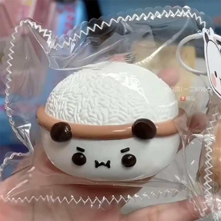 メロジョイ スクイーズ クマ ぬいぐるみ おもちゃ かわいい 大福 肉球