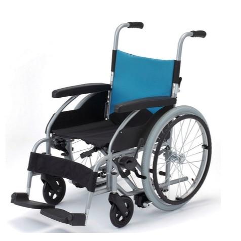 (ピジョンタヒラ) ロックアシスタ2 LA-1 車椅子 標準タイプ 自走式 自動 ブレーキ 折りたたみ エアータイヤ｜sanai-kaigo2