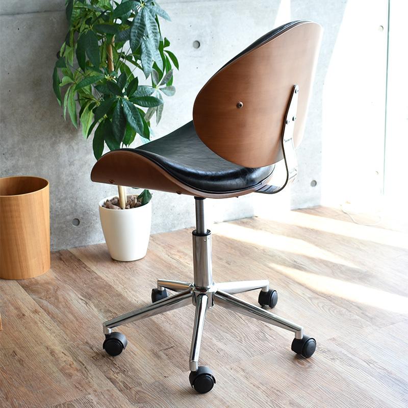 美品 シンプルモダンデザイン◾️座面広め キャスター付き デスクチェア 椅子 イス オフィスチェア スパイダー メッシュ ハイバック ロッキング機能