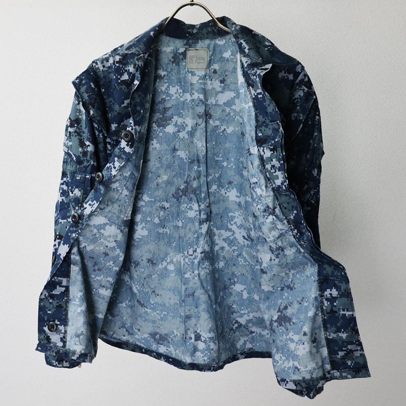 US. NAVY Digital Camo Type-1 NWUジャケット《実物・USED》 米軍 海軍 ネイビー 迷彩ブルー 青 ワッペン BDU 作業着 丈夫 厚手 メンズ エスアンドグラフ｜sandgraf｜04