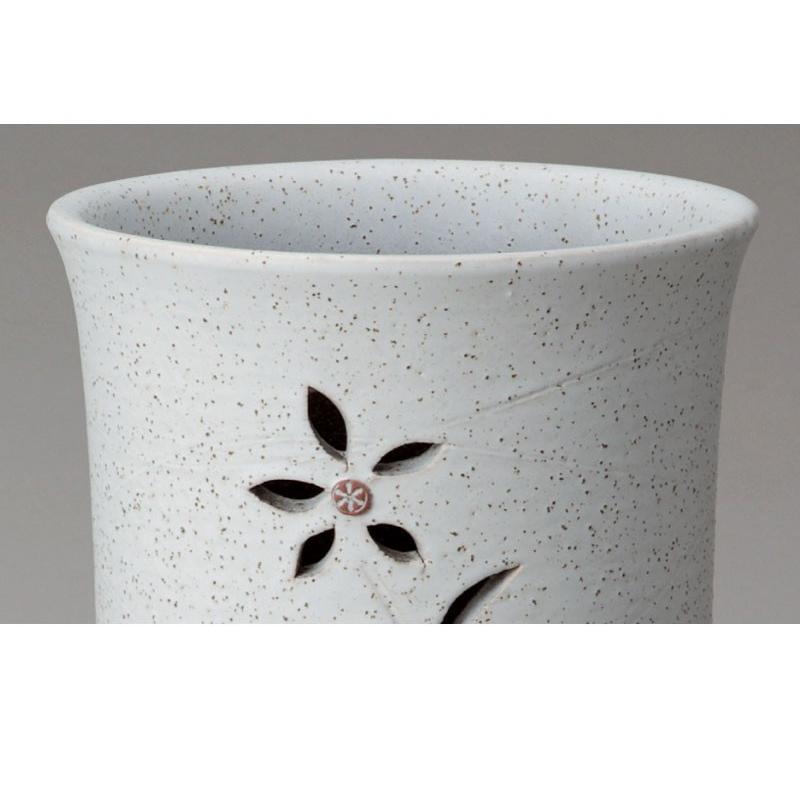 信楽焼傘立て 花彫り 高さ46cm