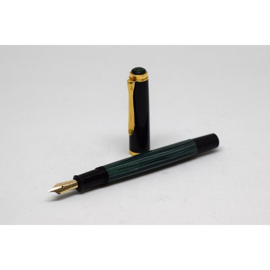 Pelikan（ペリカン） スーベレーン 万年筆 400 緑縞 ペン先M 14C 中古