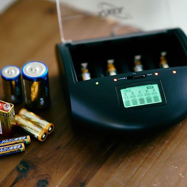 乾電池充電器 イーアンドケー マルチチャージャーV2 防災 停電