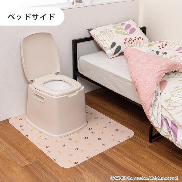 介護トイレ　滑り止めマット付　ほぼ新品 サンコー ポータブル トイレマット 洗える 介護用品 シート 汚れ防止