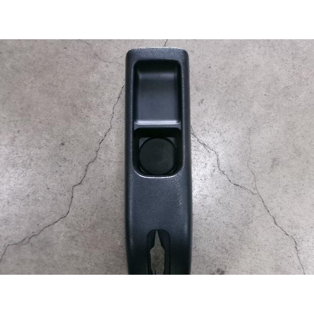 MR-S GH-ZZW30 センターコンソールボックス 58801-17140-C0 370229 : サンコーパーツヤフー店 - 通販 ...