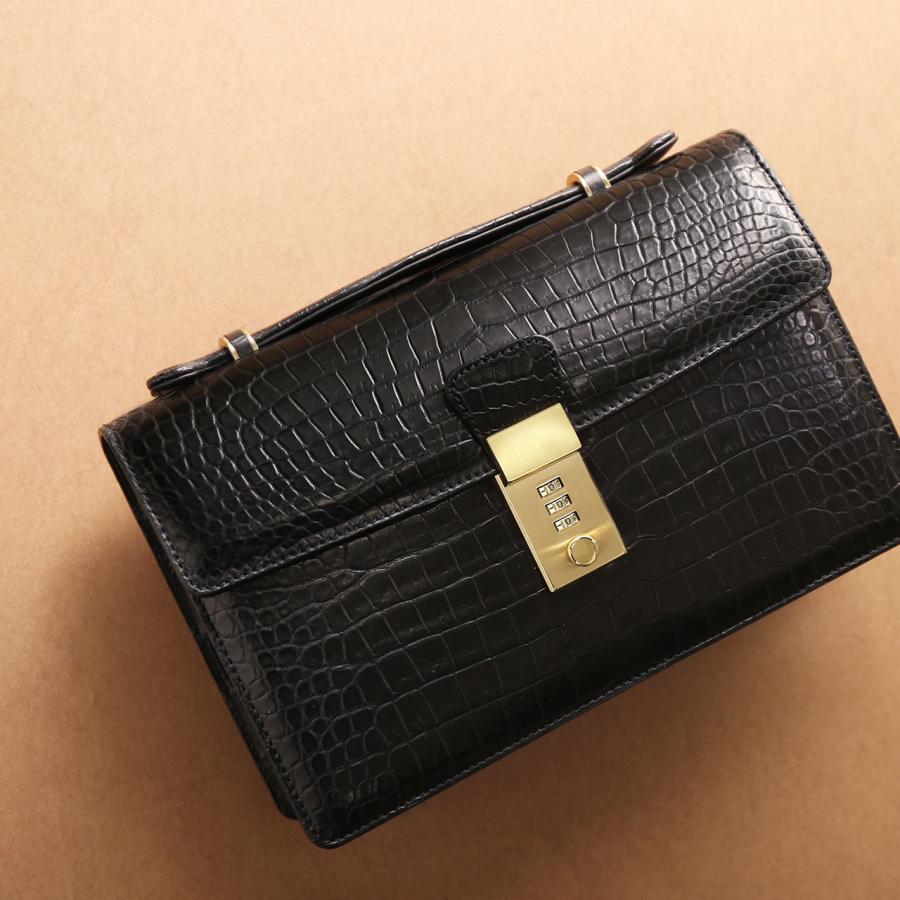 クロコダイル メンズ セカンドバッグ 日本製 マット 加工 ダイヤルロック 鍵付き ビジネスバッグ 仕事 通勤 センター取り 保証書 付き 4FA JRA(06001741r) クロコダイル メンズ セカンドバッグ 日本製 マット 加工 ダイヤル