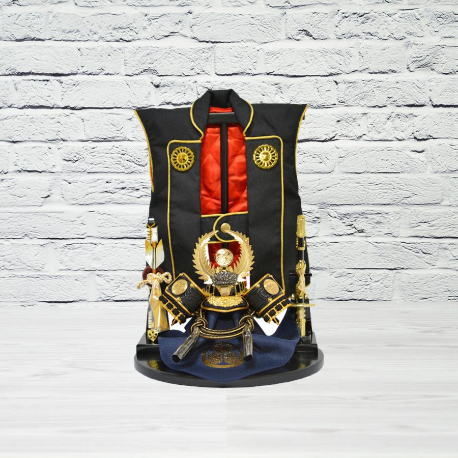 売り尽くし新品五月人形 コンパクト徳川家康兜陣羽織飾り