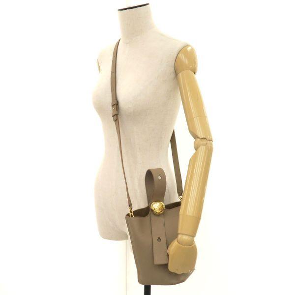LOEWE（ロエベ） ペブルバケットバッグミニ(ソフトグレインカーフ) A