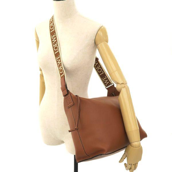 LOEWE ロエベ キュービィ クロスボディバッグ(サプルスムース LOEWE ロエベ キュービィ クロスボディバッグ(サプルスムース