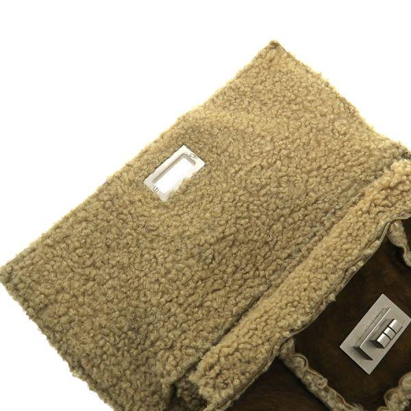 CHANEL シャネル 2.55 ムートン ショルダーバッグ ブラウン系 シャネル CHANEL 2.55 ムートン ショルダーバッグ ブラウン P14324