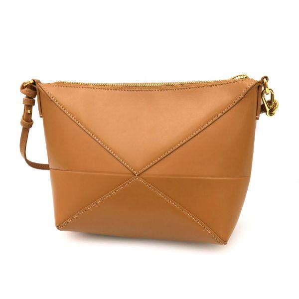 【新品未使用】LOEWE ロエベ パズルフォルド ポーチ（シャイニーナパカーフ） LOEWE（ロエベ） パズルフォルド ポーチ(シャイニーナパカーフ) A