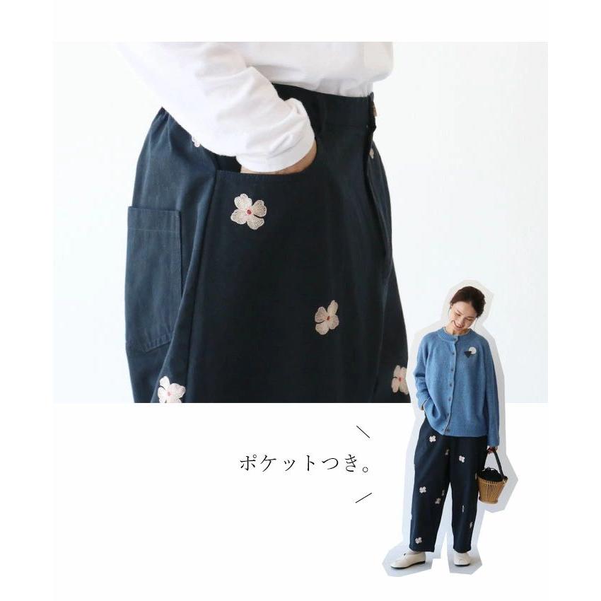 sanpo kuschel 薄桃色の花刺繍パンツ パンツ 体型カバー sanpo kuschel 薄桃色の花刺繍パンツ パンツ 体型カバー