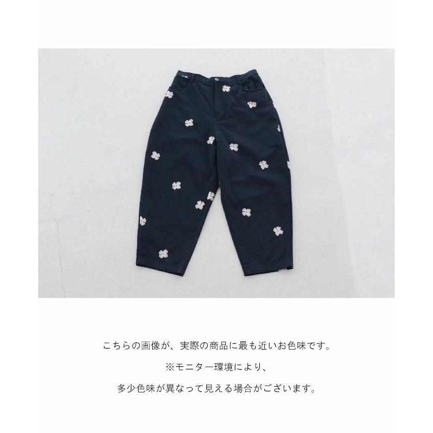 sanpo kuschel 薄桃色の花刺繍パンツ パンツ 体型カバー sanpo kuschel 薄桃色の花刺繍パンツ パンツ 体型カバー