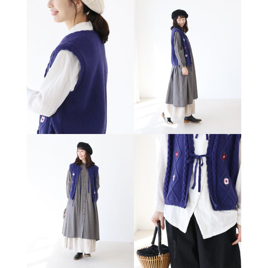 sanpo kuschel ぽつりぽつり花刺繍前開きベスト 返品交換送料 sanpo kuschel ぽつりぽつり花刺繍前開きベスト 返品交換送料
