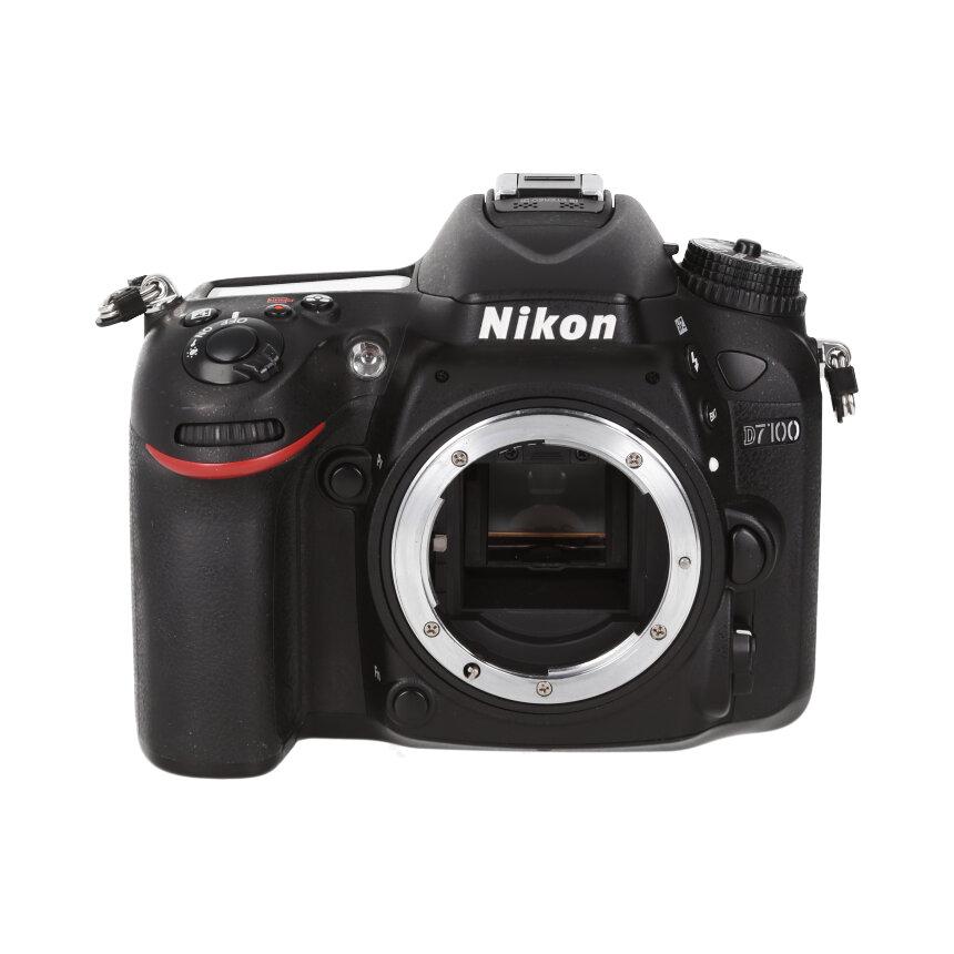 Nikon D7100 BODY 【B】