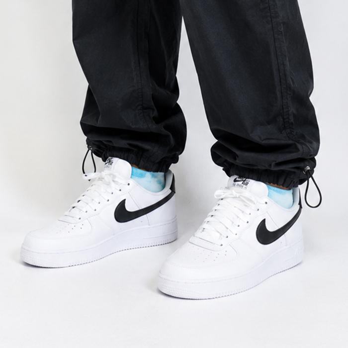 NIKE（ナイキ） エアフォースワン スニーカー メンズ レディース