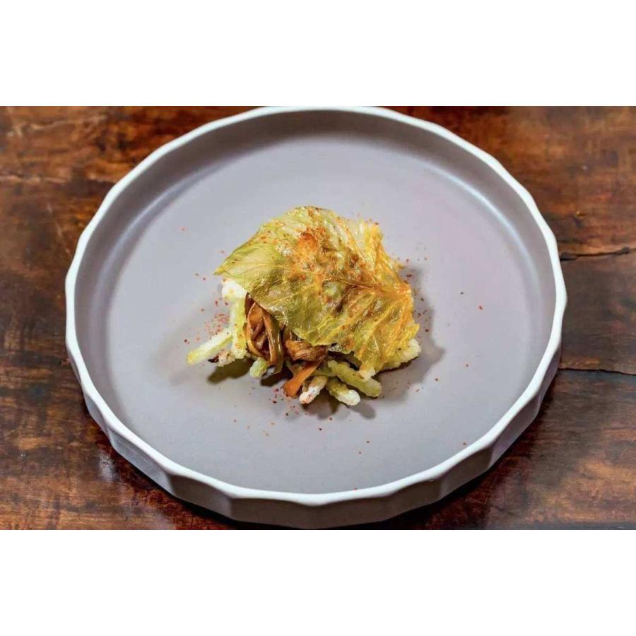 通年販売 冷蔵 新鮮 マコモ茸 マコモダケ ２本　 交白筍 マコモタケ 真菰筍 |  | 05