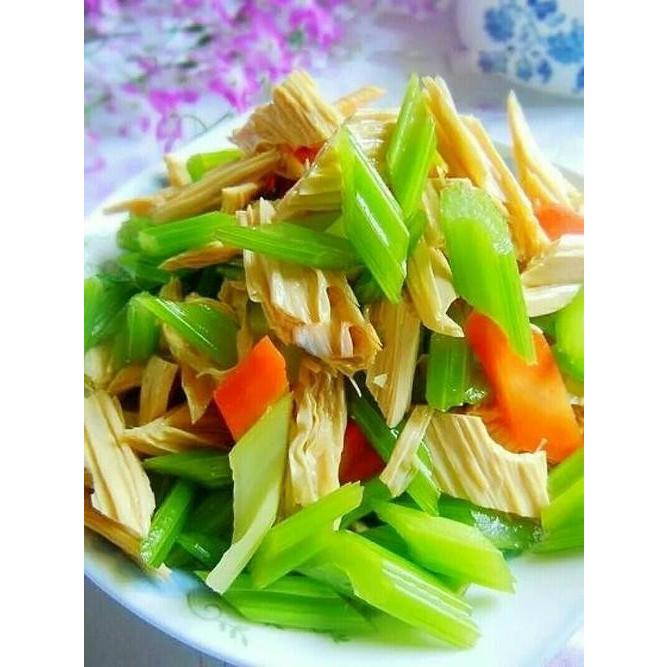 セロリ　中国芹菜　キンサイ 100g |  | 03