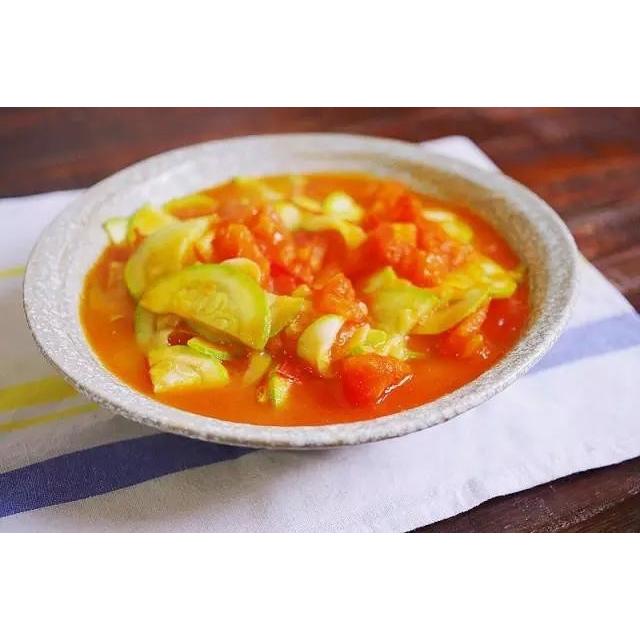 韓国カボチャ　1本　韓国南瓜　野菜　新鮮 |  | 06