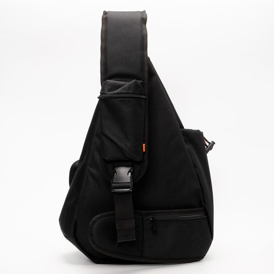 UNIVERSAL OVERALL（ユニバーサルオーバーオール） ボディバッグ ワン