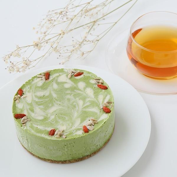グルテンフリー ヴィーガン 無農薬緑茶のrawケーキ ホールサイズ15cm 在庫一掃売り切りセール