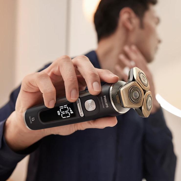 ウェット・ドライ電動シェーバー Philips shaver S9000 Prestige SP9840-32 PHILIPS (フィリップス)の画像