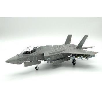 F-35Aステルス戦闘機 1/72ダイキャストモデル : サン