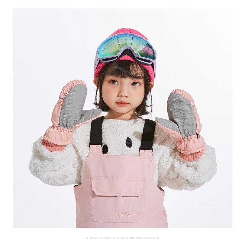 スノーグローブ 雪遊び 手袋 キッズグローブ キッズ 手袋 スキーグローブ 子供手袋 秋冬 子供用 防寒 小物 暖かい 冬物 プレゼント Kidsglove040 Sanwa Fashion 通販 Yahoo ショッピング