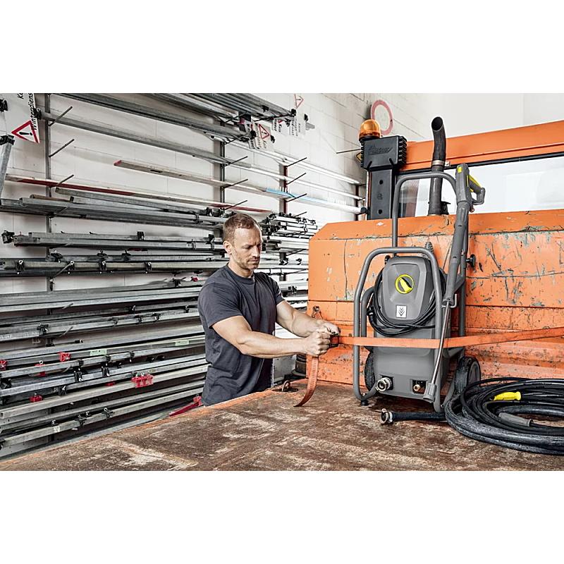 引取限定】ｹﾙﾋｬｰ HD1050B 高圧洗浄機【うるま市田場】