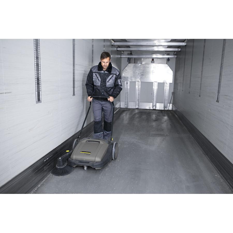ケルヒャー KM70/20C 業務用 スイーパー (KARCHER) 1.517-106.0 ケルヒャー KM70/20C 業務用 スイーパー (KARCHER) 1.517-106.0
