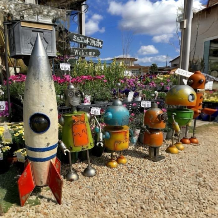 大きなロケット ブリキ製 ガーデニング レトロ お庭づくり 園芸