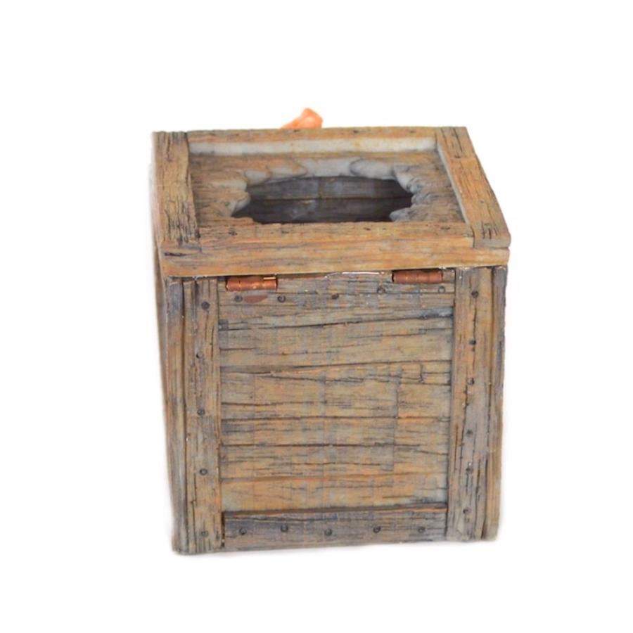 木箱をのぞく豚さん ぶた ブタ ミニチュア 動物 かわいい 置き物