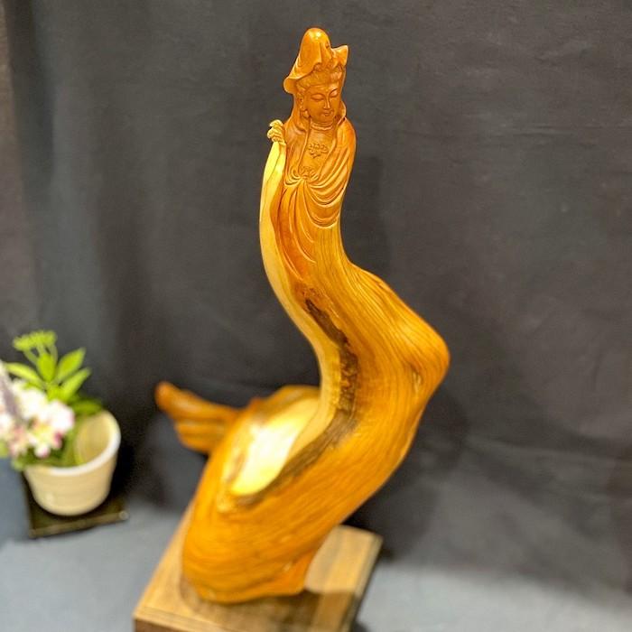 D-40 崖柏観音 観音菩薩 観音様 観世音菩薩 観自在菩薩 救世菩薩