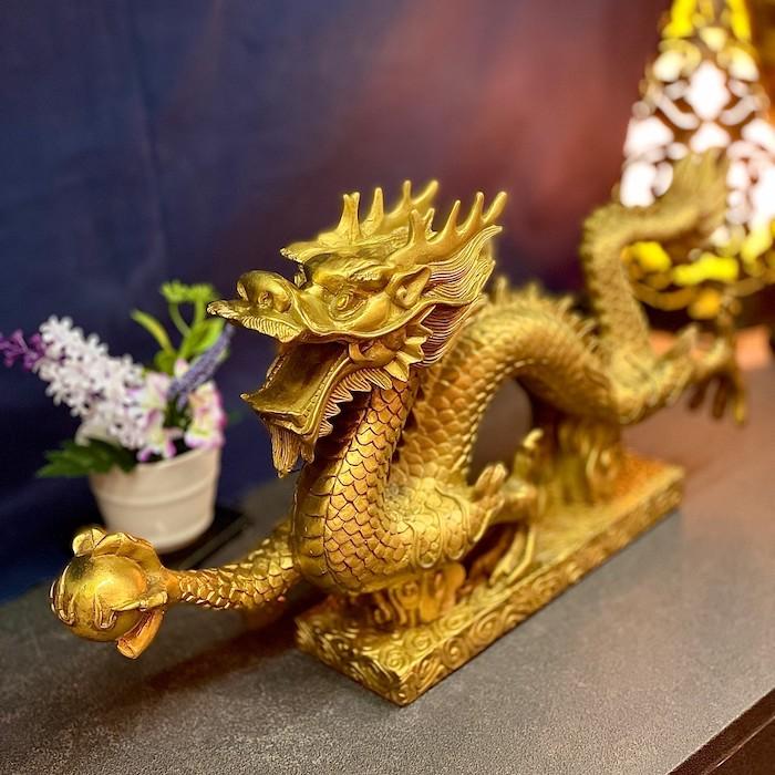 龍 球持ち 銅 金 ゴールド 4本爪 置物 守護神 縁起物 中国 インテリア