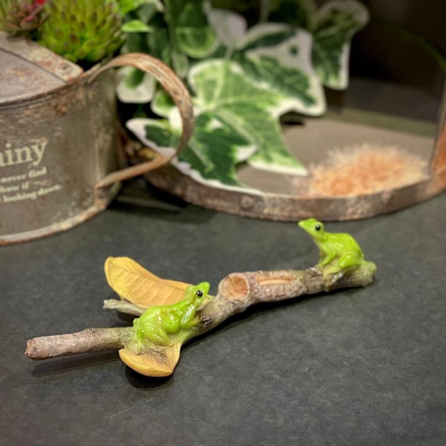 カエル（木製） Amazon.co.jp: TALKLEK 仏教 木彫り カエル 置物 像 木細工 収集