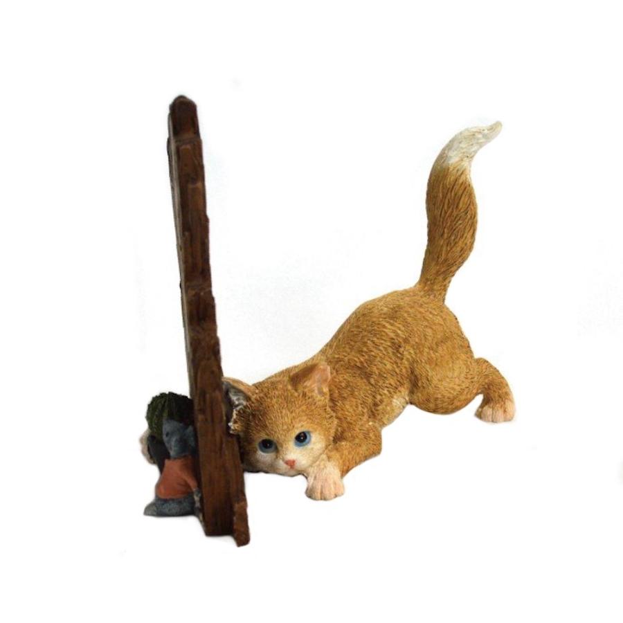 茶トラ猫 ねこ ネコ レトロ アンティーク風 猫とネズミ 塀を挟んでの