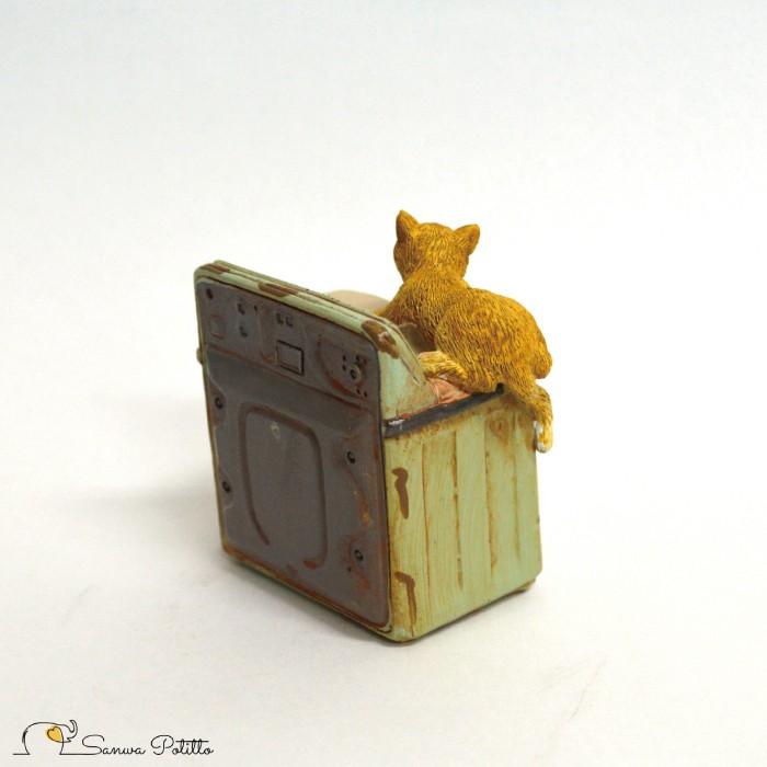 茶トラ猫 ねこ ネコ レトロ アンティーク風 家電猫 洗濯機 昭和レトロ