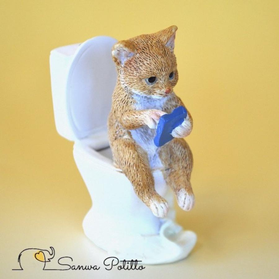 猫 ねこ ネコ 茶トラ猫 スマホ トイレ ミニチュアアニマル 置物 