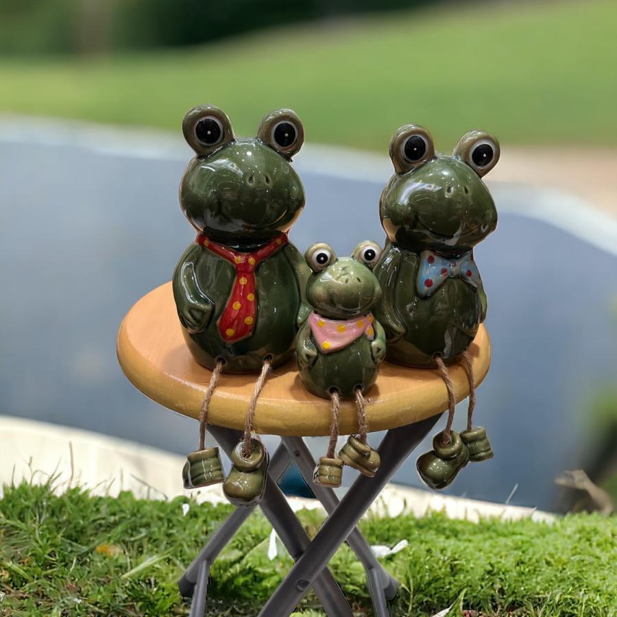 カエルファミリー 足ぶらぶら M 高さ16 5cm かえる アマガエル インテリア おしゃれ かわいい プレゼント ギフト ファミリー セット 親子 仲良し 縁起物 M 三和ポチット 通販 Yahoo ショッピング