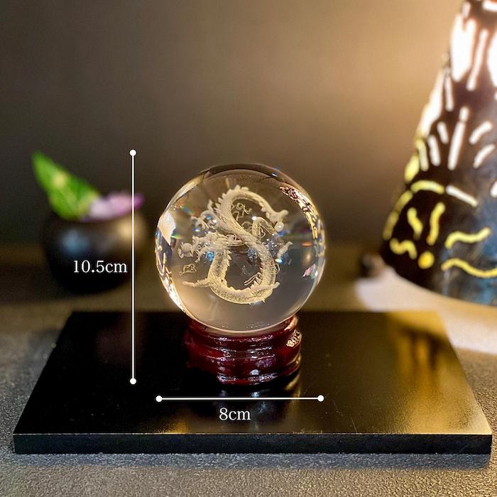 レーザー彫水晶 龍 y5-2 水晶 レーザー 木製台座付き 3D 開運 風水 物
