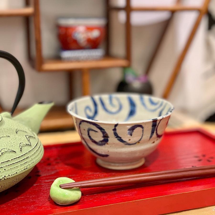 水面唐草飯椀 青 w309-09 お茶碗 飯椀 お皿 信楽焼 男性 ブルー 大きめ