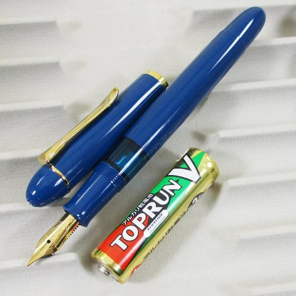 Pelikan(筆記具) ペリカン万年筆 M120 アイコニック ブルー EF Pelikan(筆記具) ペリカン万年筆 M120 アイコニック ブルー EF
