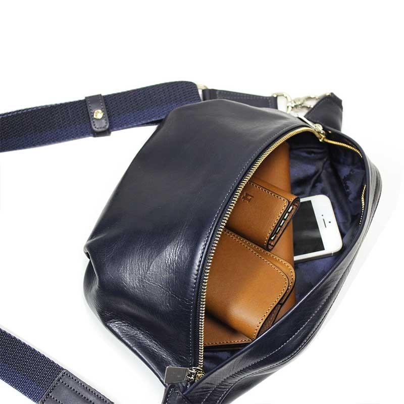 aniary（アニアリ） 送料無料 名入れ可 ボディバッグ 01-07003 革