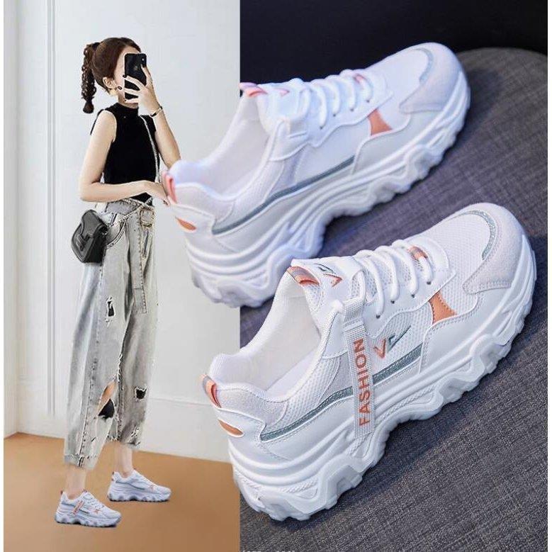 スニーカー レディース 白 おしゃれ 40代 30代 厚底 5cm身長up 疲れない シューズ 裏ボア 韓国 通勤靴 カジュアル 軽量 美脚 おしゃれ 春 夏 秋 冬 21新作 翌日発送可能