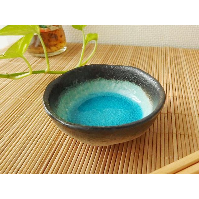 在庫品)和食器 プチ丸浅小鉢 薬味皿 丸千代久 クールブルー 流泉ブルー 和食器 タレ 醤油 前菜(欠品時約1ヶ月程度) :200680000224:サラセラ 食器のことならSARA-CERA - 通販 - Yahoo!ショッピング 在庫品)和食器 プチ丸浅小鉢 薬味皿 丸千代久 クールブルー 流泉ブルー 和食器 タレ 醤油 前菜(欠品時約1ヶ月程度) :200680000224:サラセラ 食器のことならSARA-CERA - 通販 - Yahoo!ショッピング