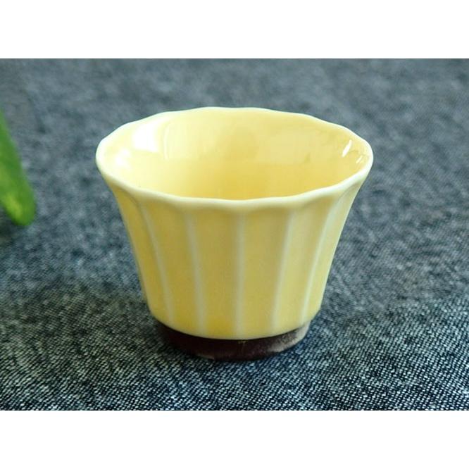 Sale 77 Off 倍 ストア 和食器 しのぎかすみ 黄色イエロー ぐい呑み お取り寄せ商品 欠品時約1ヶ月程度 Discoversvg Com