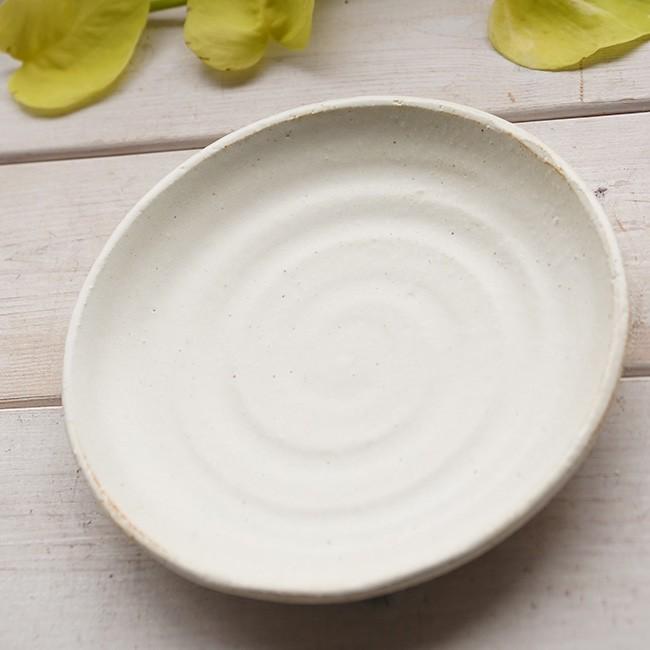 22 4月窯出し分 優先先行予約 和食器 松助窯 前菜皿 白薩摩釉 器 皿 美濃焼 陶器 食器 手づくりうつわ プレート S お気に入り食器 おうちのうつわ 通販 Yahoo ショッピング