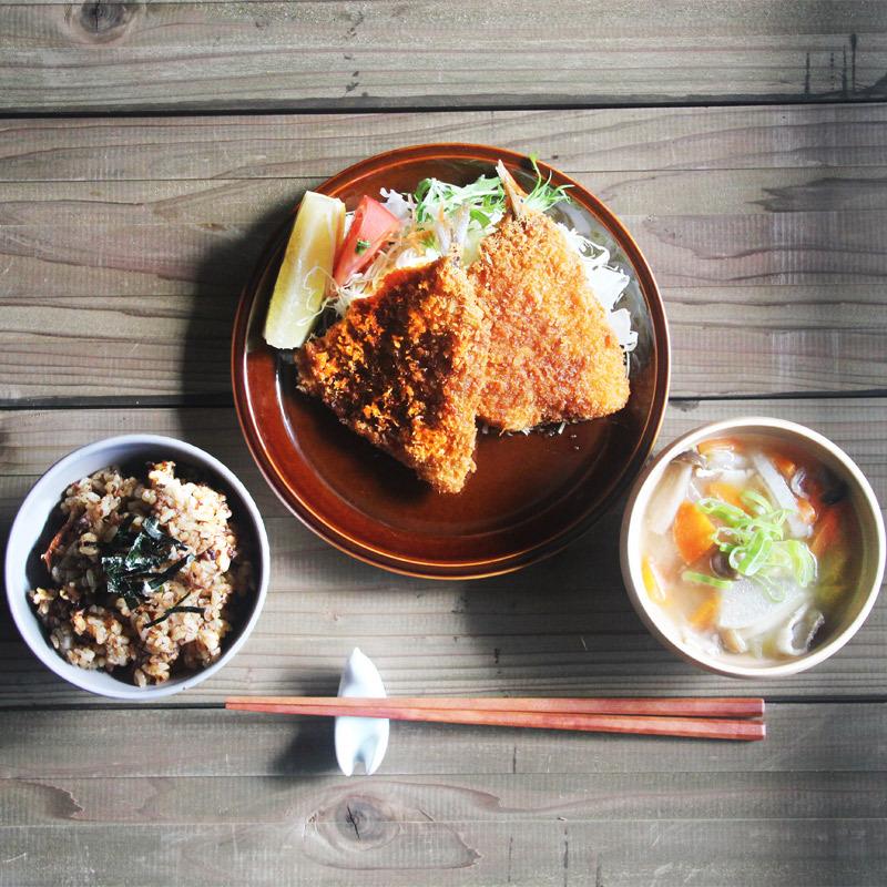 食器セット 波佐見焼 お茶碗 お皿 汁椀 3点セット おしゃれ 一人暮らし 北欧風 陶器市 当店オリジナルセット Es3pset Sara Lia 通販 Yahoo ショッピング