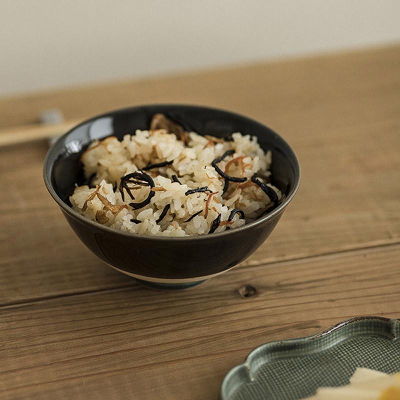 お値下げしました、後期鍋島根引松文飯茶碗